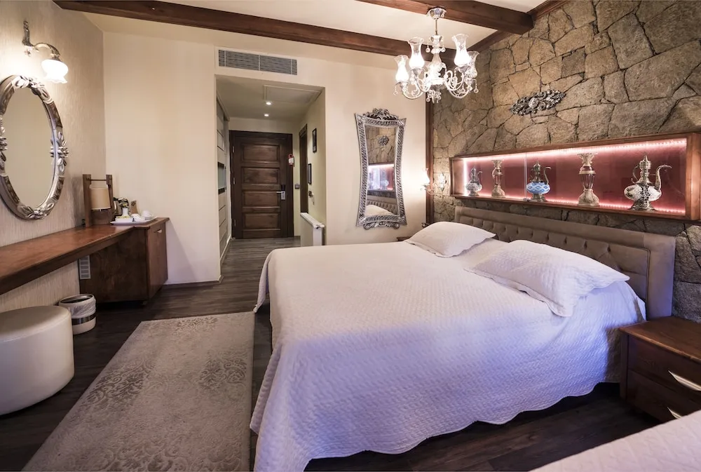 Deluxe Tek Büyük Yataklı Oda, Balkon