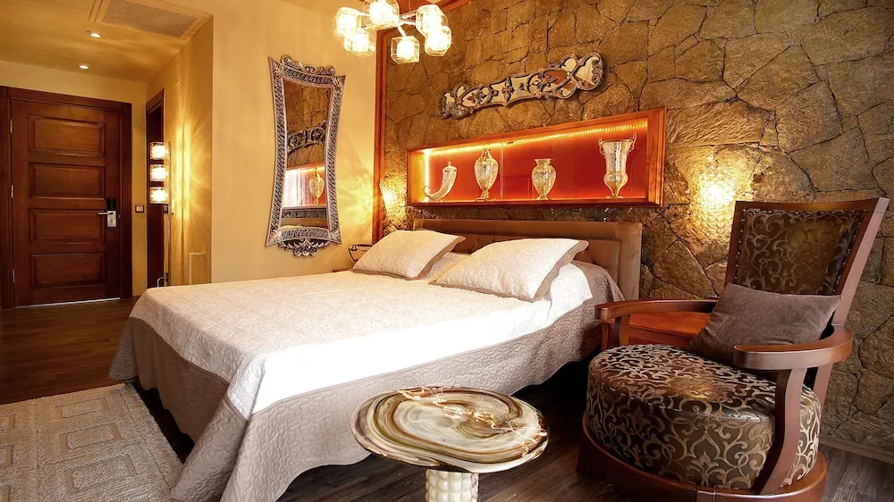 Deluxe Tek Büyük Yataklı Oda, Balkon