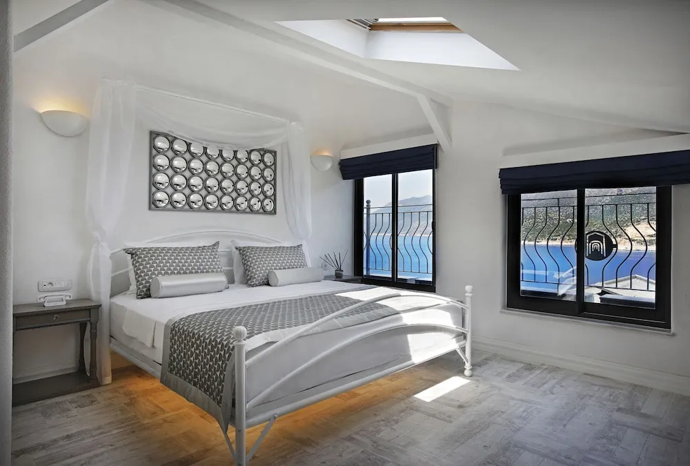Çatı Katı (Loft), Deniz Manzaralı
