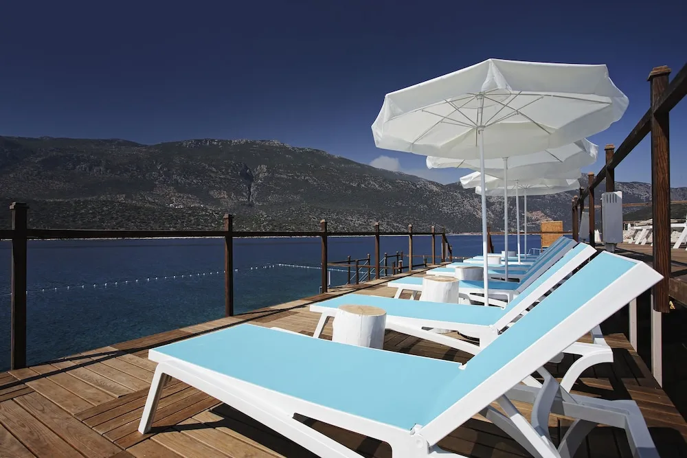 Deluxe Oda, Kısmi Deniz Manzaralı
