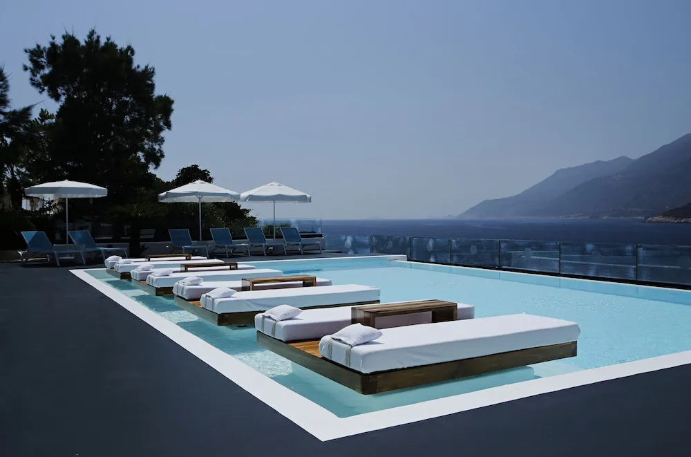 Deluxe Oda, Kısmi Deniz Manzaralı