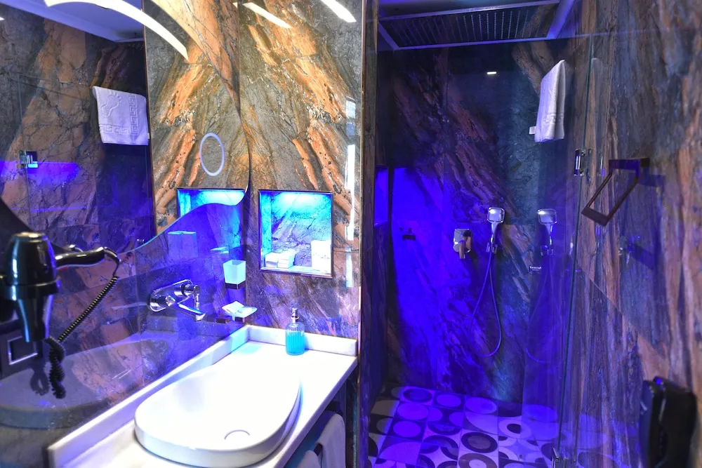 Deluxe Penthouse, 1 Bedroom, Balcony, Sea View