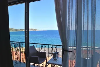 Assos Kervansaray Hotel - Special Class