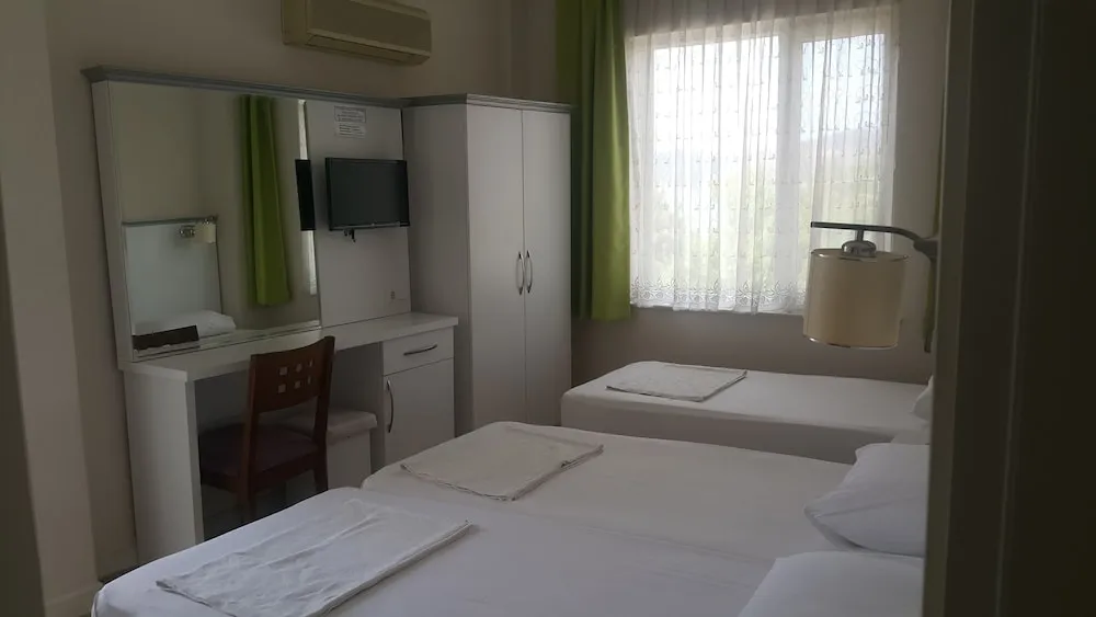 Üç Kişilik Oda, Balkon