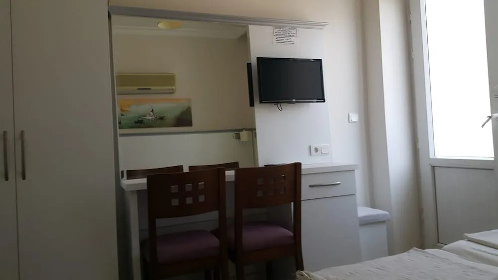 Standard Üç Kişilik Oda