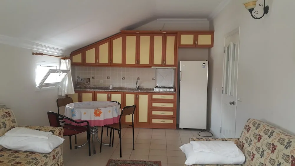 Apart Daire, Kısmi Deniz Manzaralı