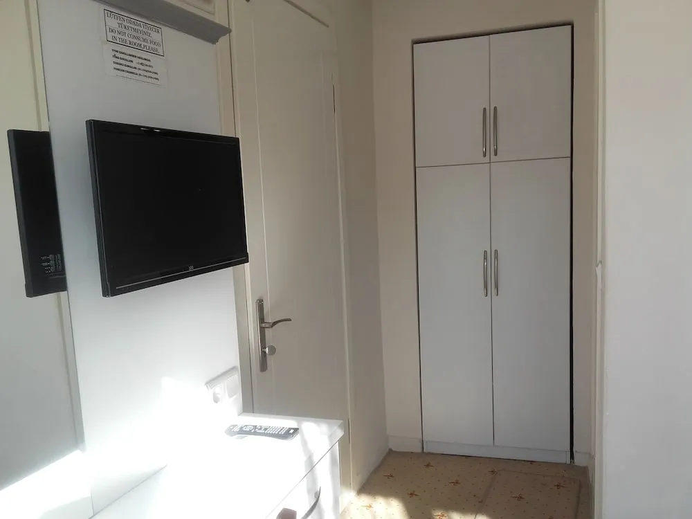 Tek Büyük Yataklı Oda, Balkon, Deniz Manzaralı