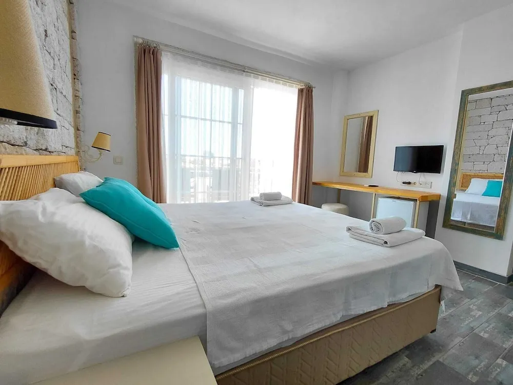 Deluxe Tek Büyük Yataklı Oda, Balkon