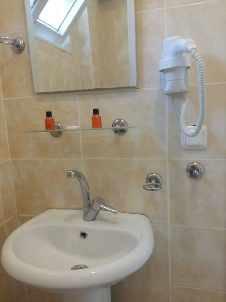 Tek Büyük Yataklı Oda, Balkon