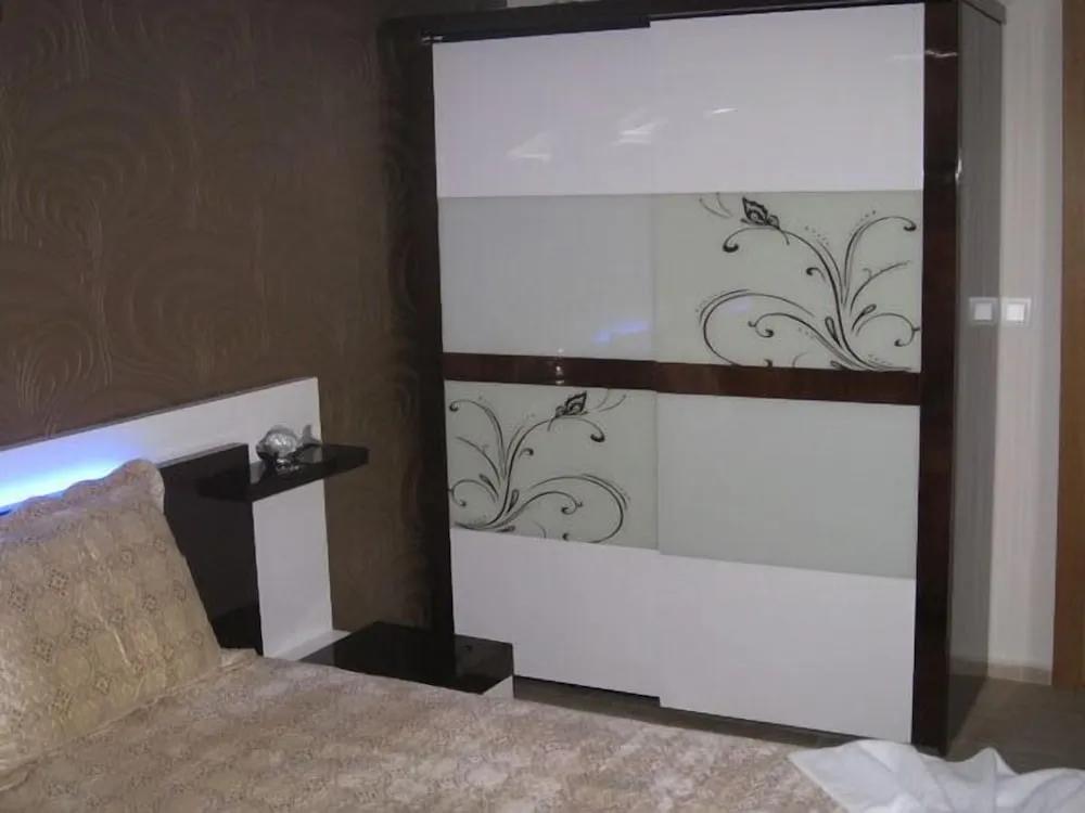 Süit, 2 Yatak Odası, Kısmi Deniz Manzaralı (4 Pax)