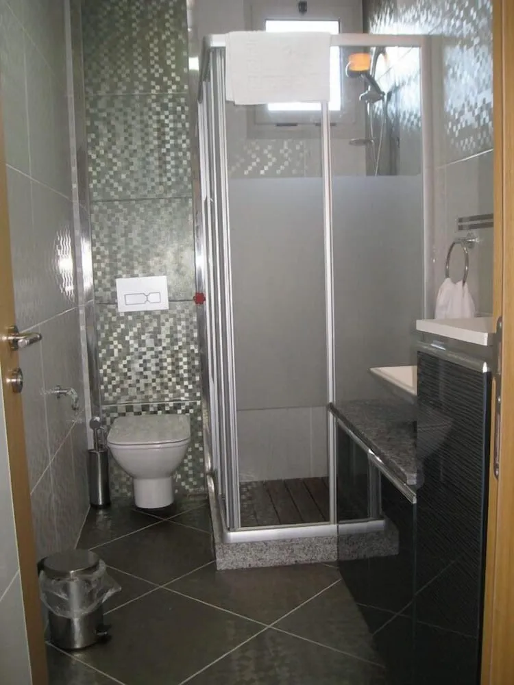 Süit, 2 Yatak Odası, Kısmi Deniz Manzaralı (4 Pax)