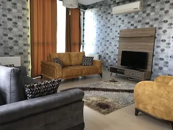 Arma Apartments