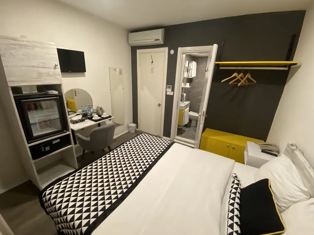 Superior Oda, Balkon