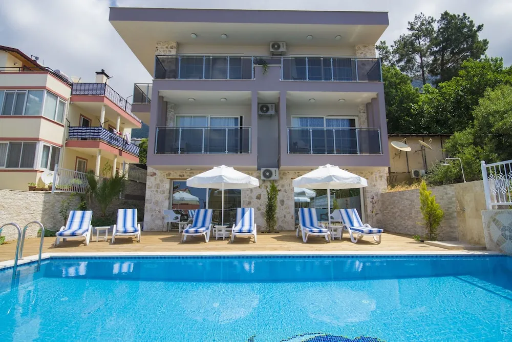 Deluxe Tek Büyük veya İki Ayrı Yataklı Oda