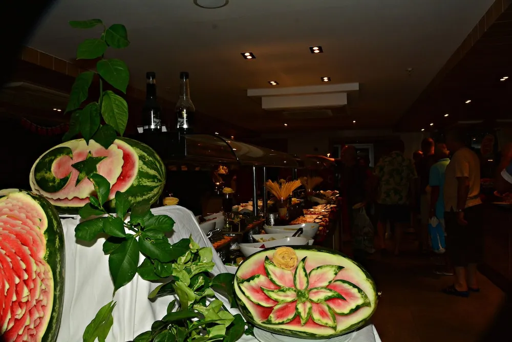 Yemek sevisi