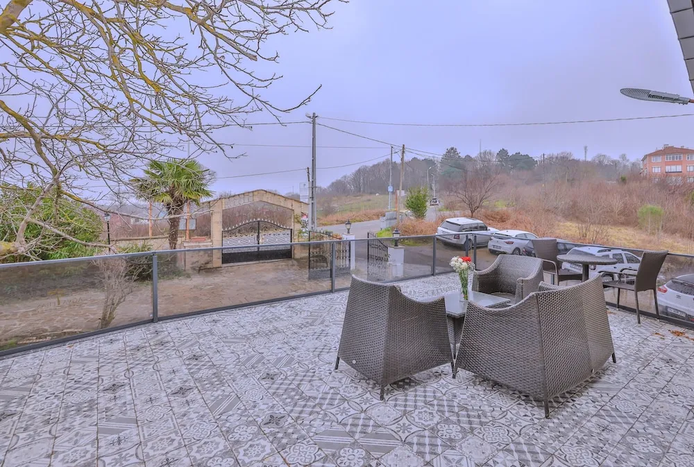 SOMINELI JAKUZILI LACIVERT ODA