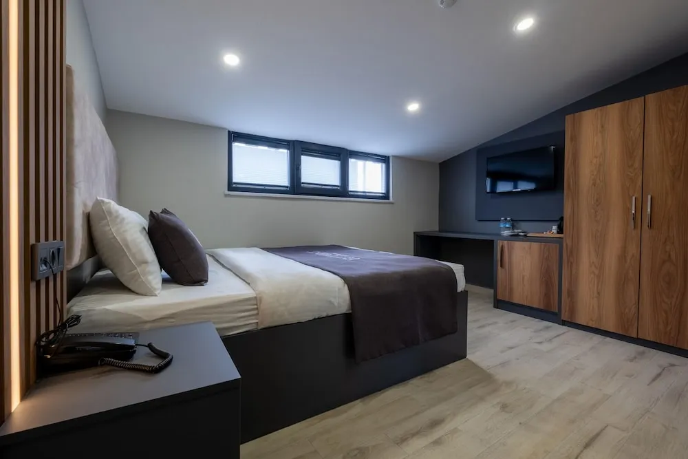 Standard Çatı Katı (Loft)