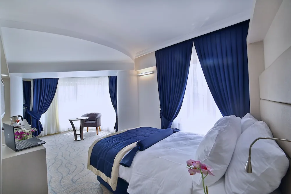 King Suite