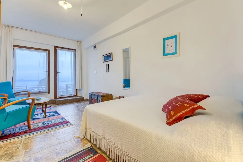 Tek Büyük Yataklı Oda, Deniz Manzaralı