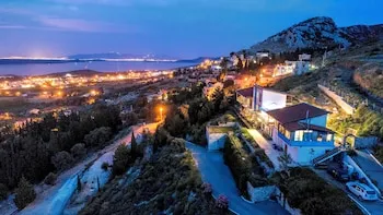 Mavi Keci Otel
