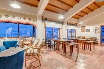 Mavi Keci Otel