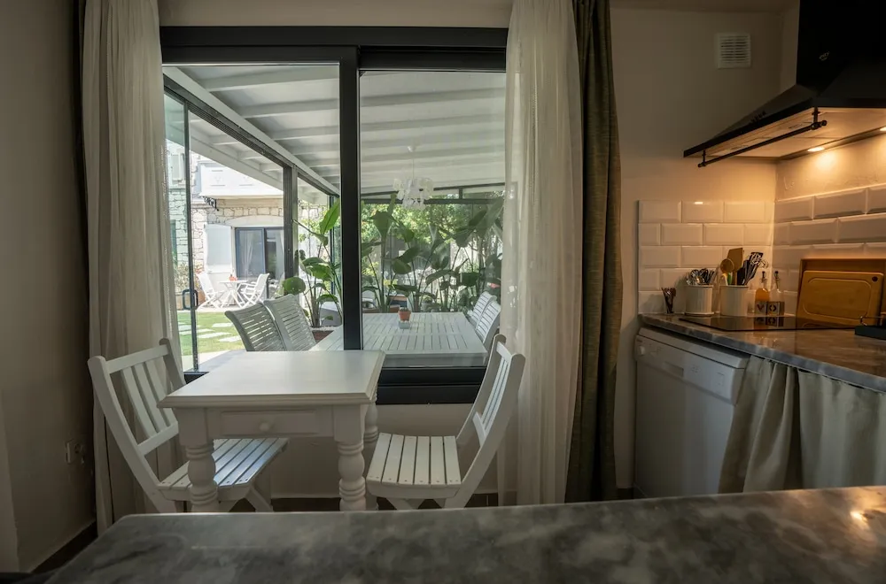 Exclusive Stüdyo, 1 Yatak Odası, Sigara İçilmez, Bahçe Manzaralı