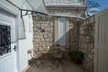 Sedirli Ev Alaçatı