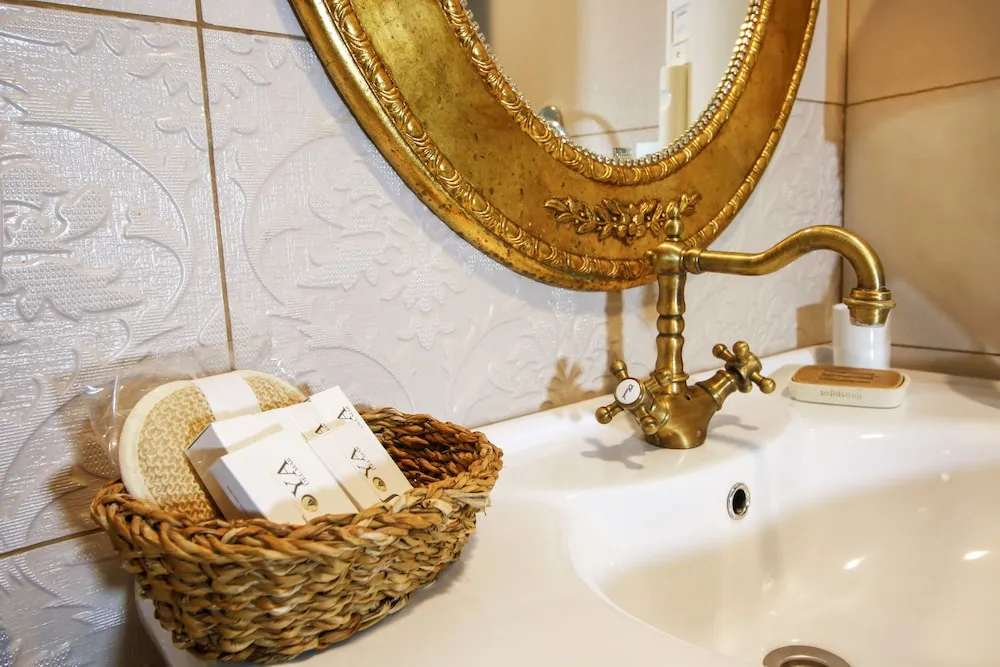 DELUXE DENİZ MANZARA ODA