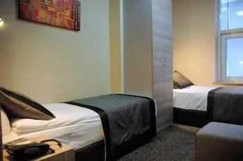Sinem Hotel