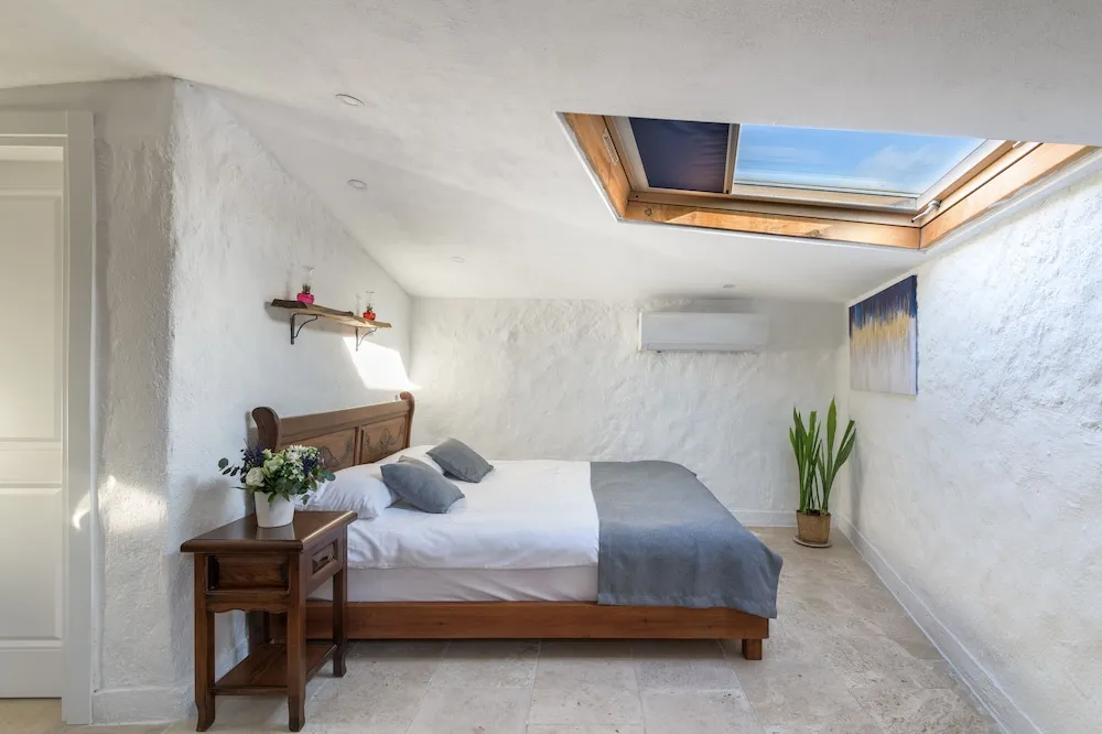 Sky Penthouse