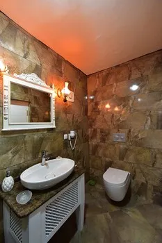 Yalim Hotel