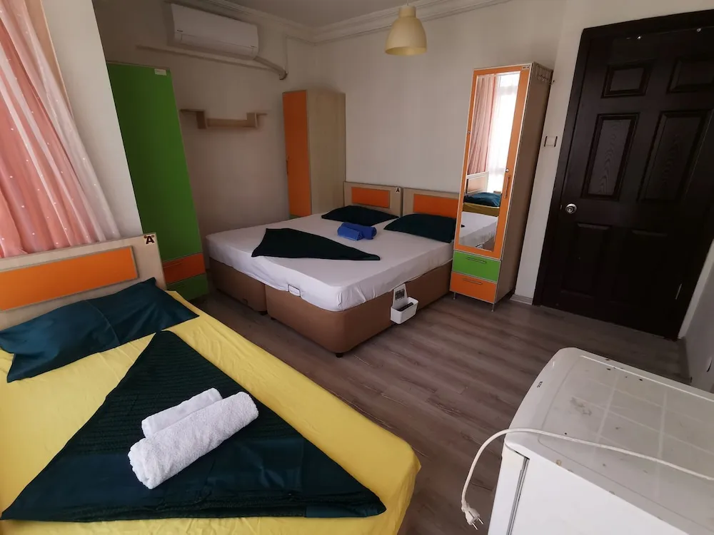 Basic Üç Kişilik Oda, 1 Yatak Odası