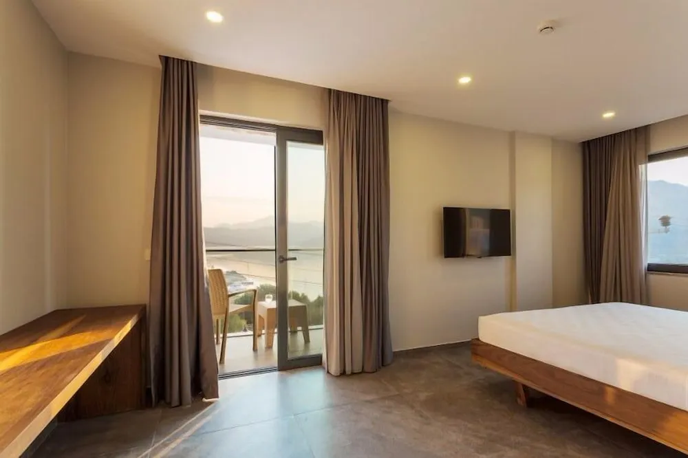Deluxe Tek Büyük Yataklı Oda, Deniz Manzaralı