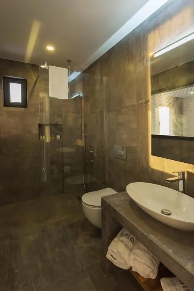 Deluxe Tek Büyük Yataklı Oda, Deniz Manzaralı
