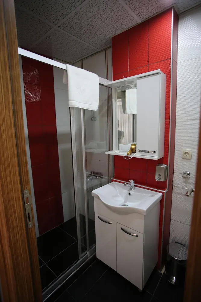 City Çatı Katı (Loft), 2 Büyük (Queen) Boy Yatak