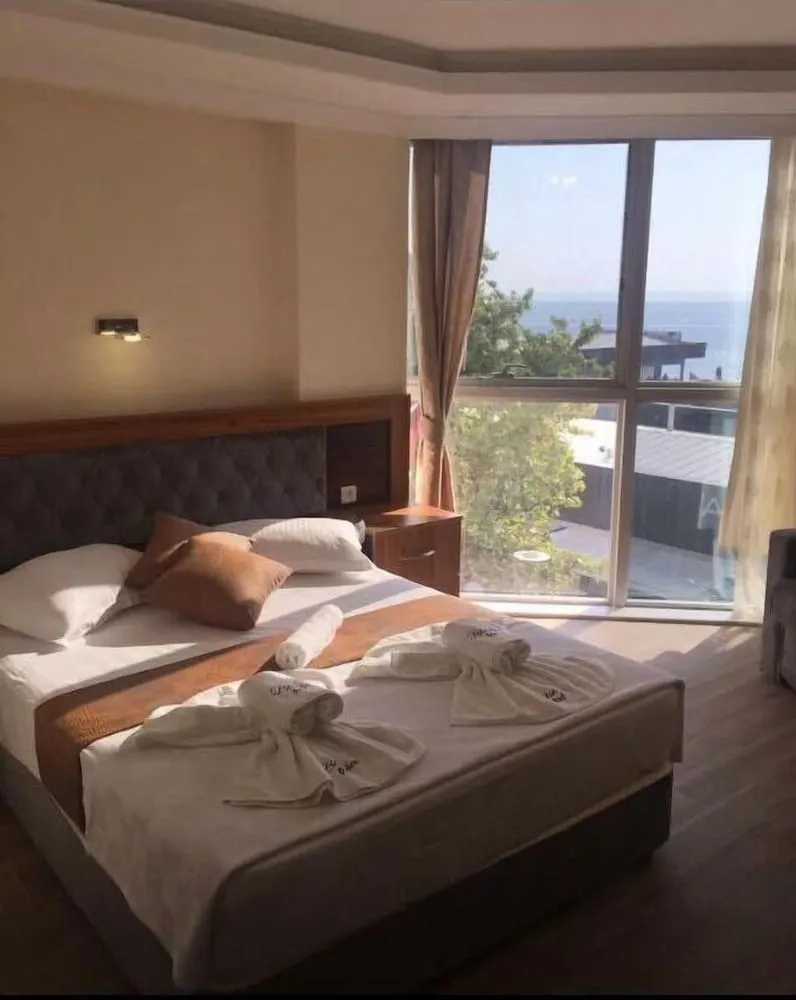 Tek Büyük Yataklı Oda, Deniz Manzaralı
