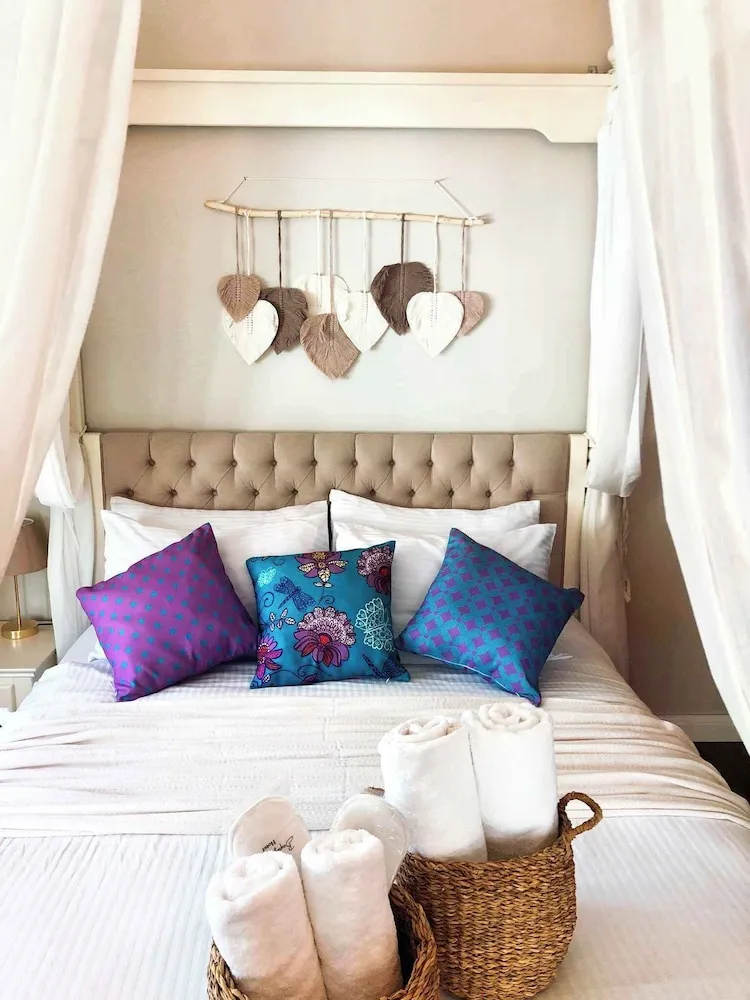 Superior Tek Büyük veya İki Ayrı Yataklı Oda