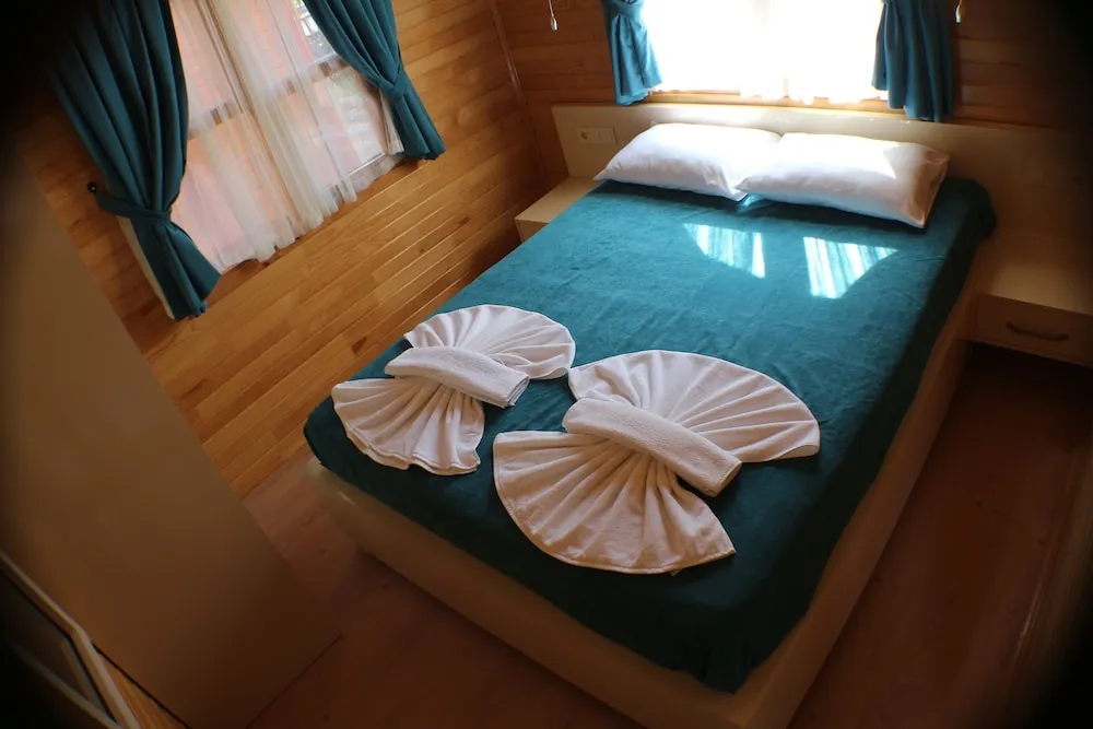 Superior Bungalov, 1 Yatak Odası, Küçük Mutfak, Bahçeli