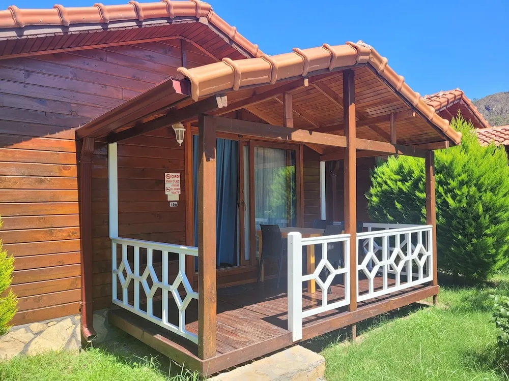 Superior Bungalov, 1 Yatak Odası, Küçük Mutfak, Bahçeli