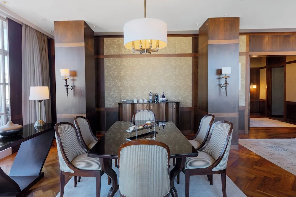 Palazzo Suite