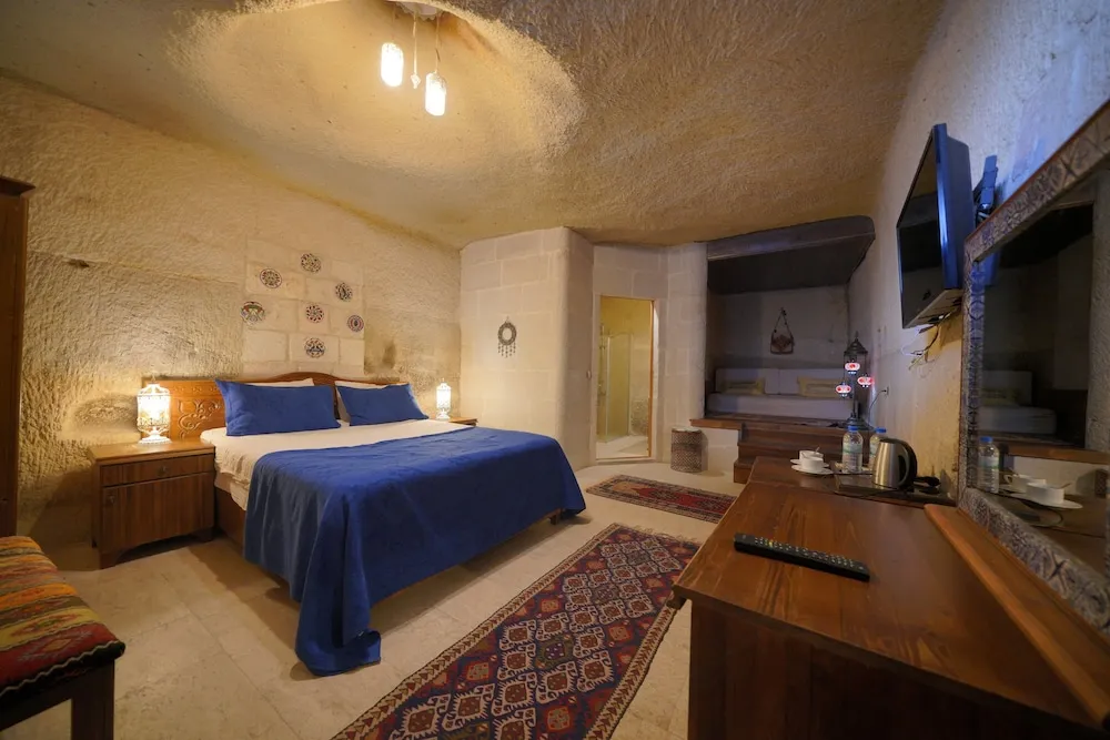 Deluxe Üç Kişilik Oda