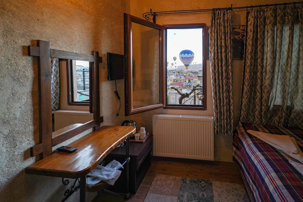 Panoramic Tek Büyük Yataklı Oda