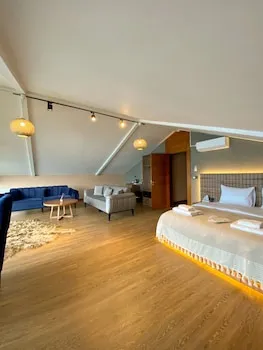 Marina Fener Hotel & Suite