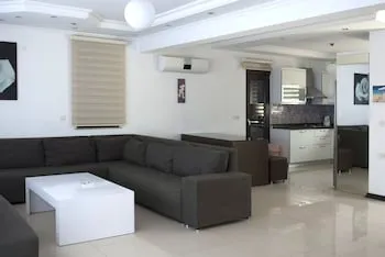 Bamont Villas