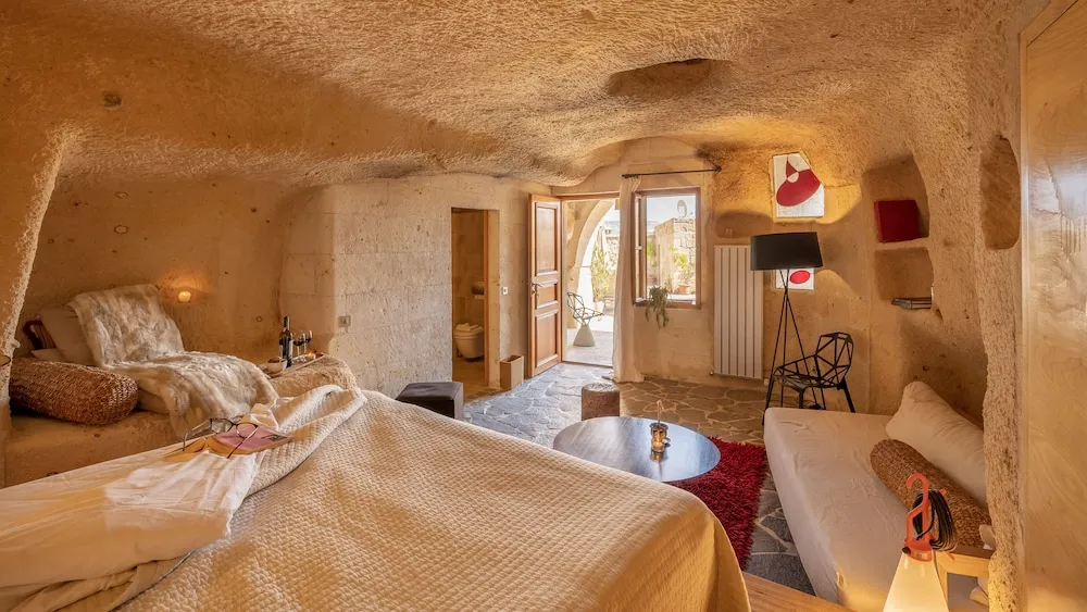 Deluxe Tek Büyük Yataklı Oda (Cave)