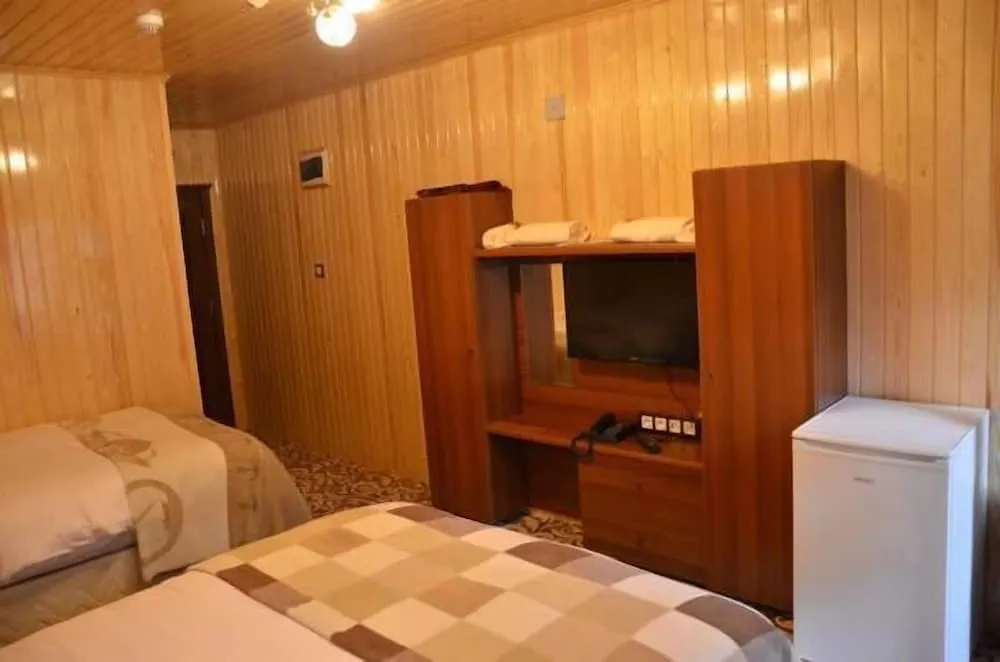 Deluxe Tek Büyük Yataklı Oda, Göl Manzaralı