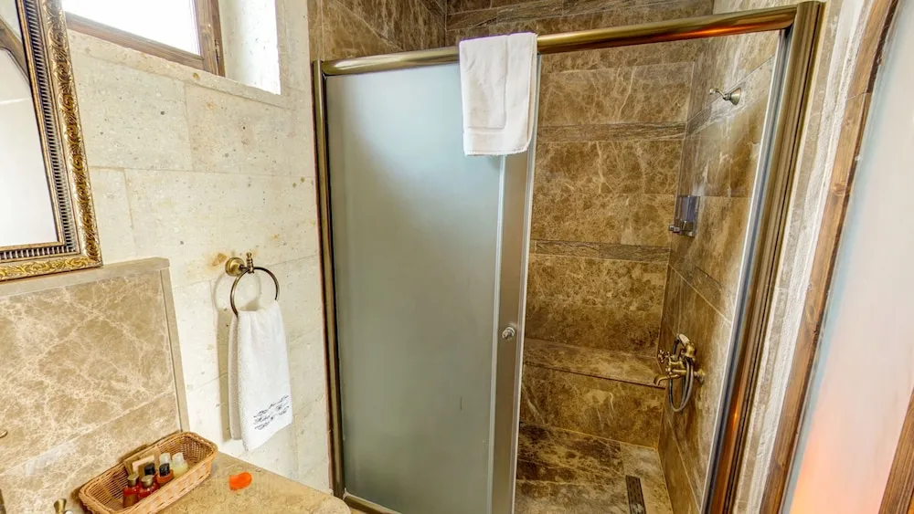 King Room with Jacuzzi