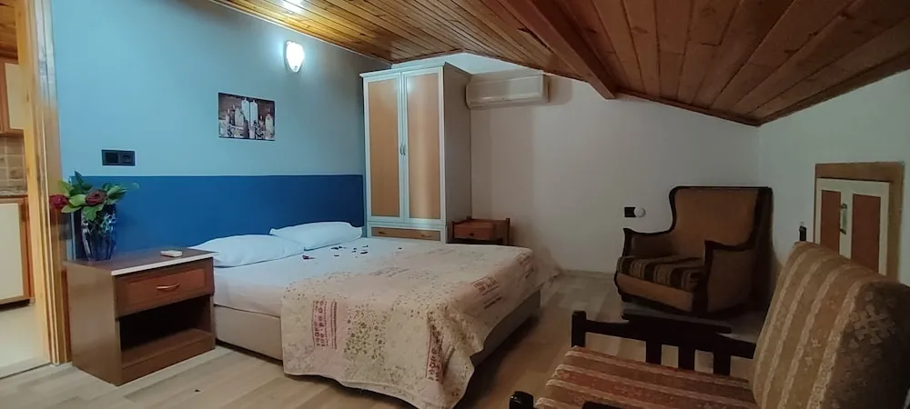 Family Çatı Katı Süiti (Penthouse)