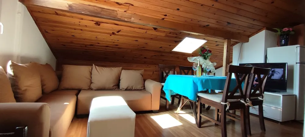 Family Çatı Katı Süiti (Penthouse)