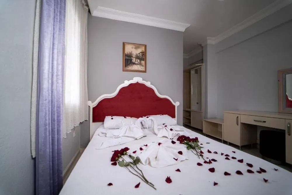 Standard Üç Kişilik Oda